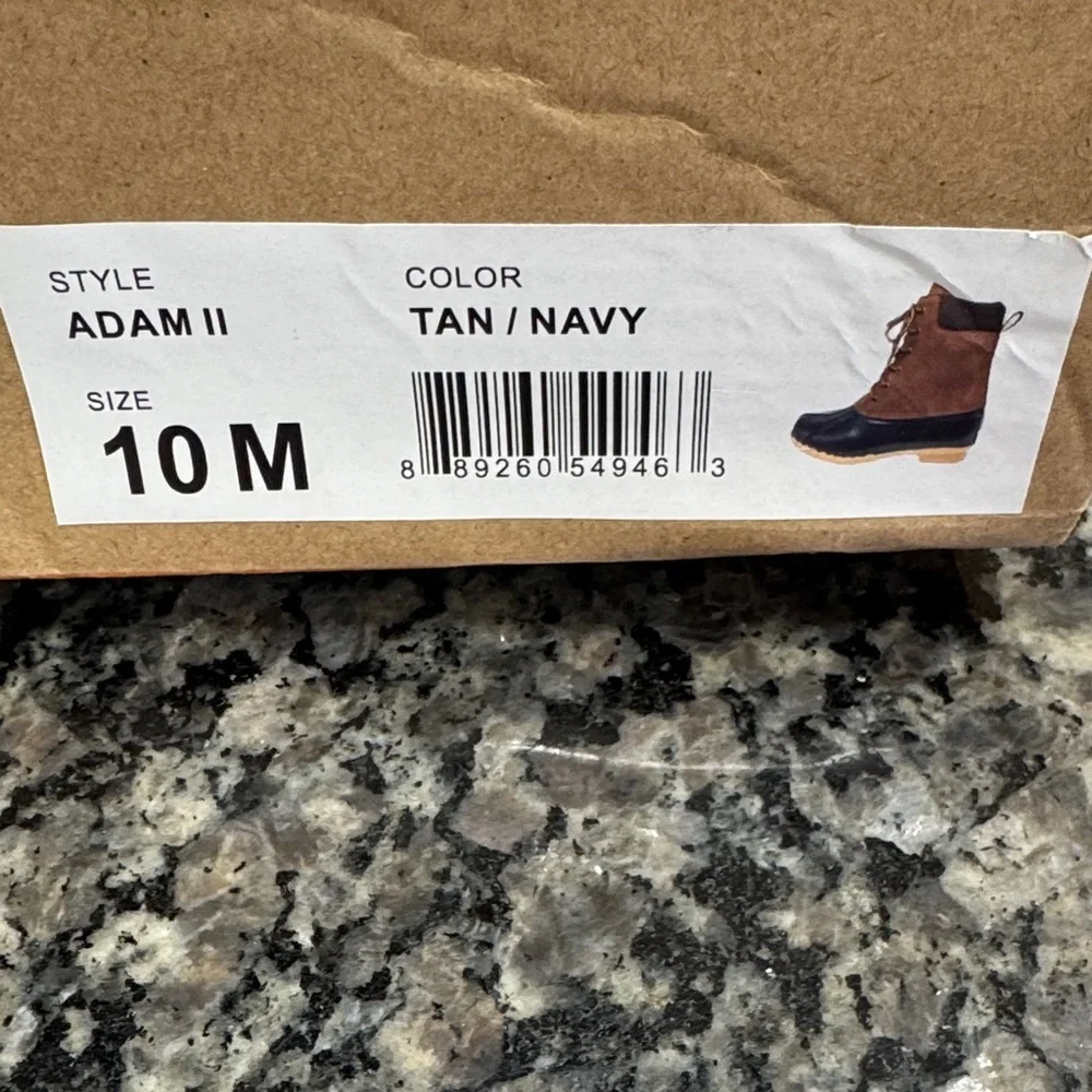 Weatherproof Vintage Brown and Navy Boots NEW 10